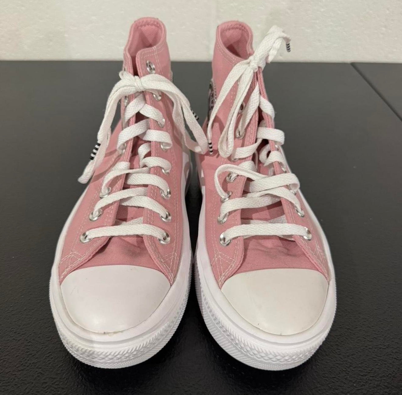 Converse All Star Chuck Taylor Pink For Women Size 7 Brand New. No box.