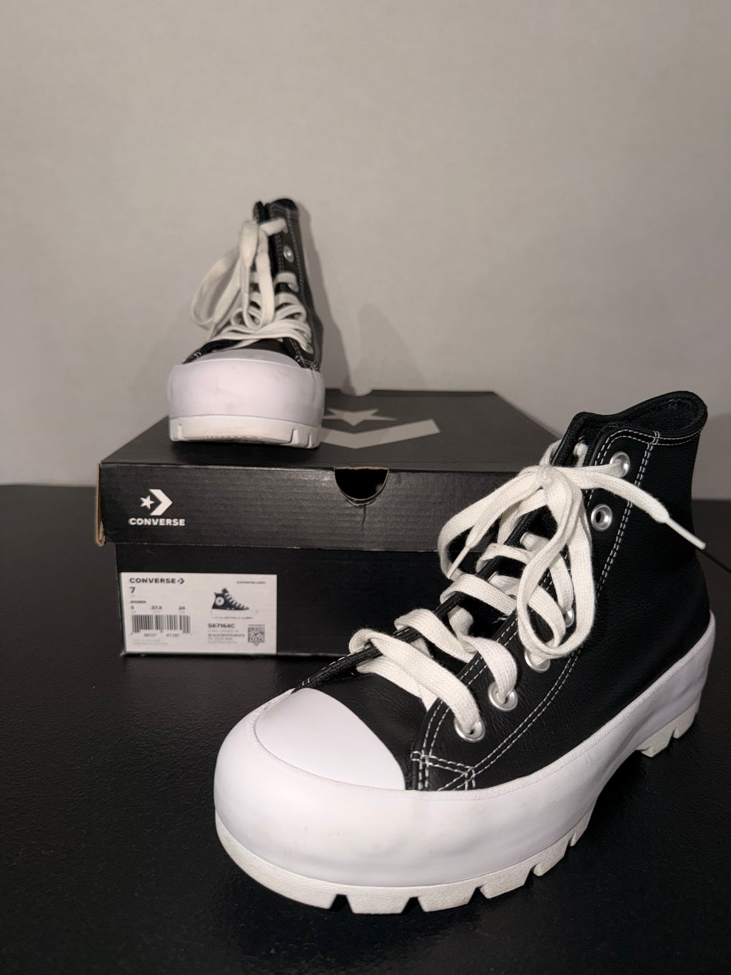 Converse All Star Chuck Taylor Black Lugged Leather Boot Womens Size 7 NIB