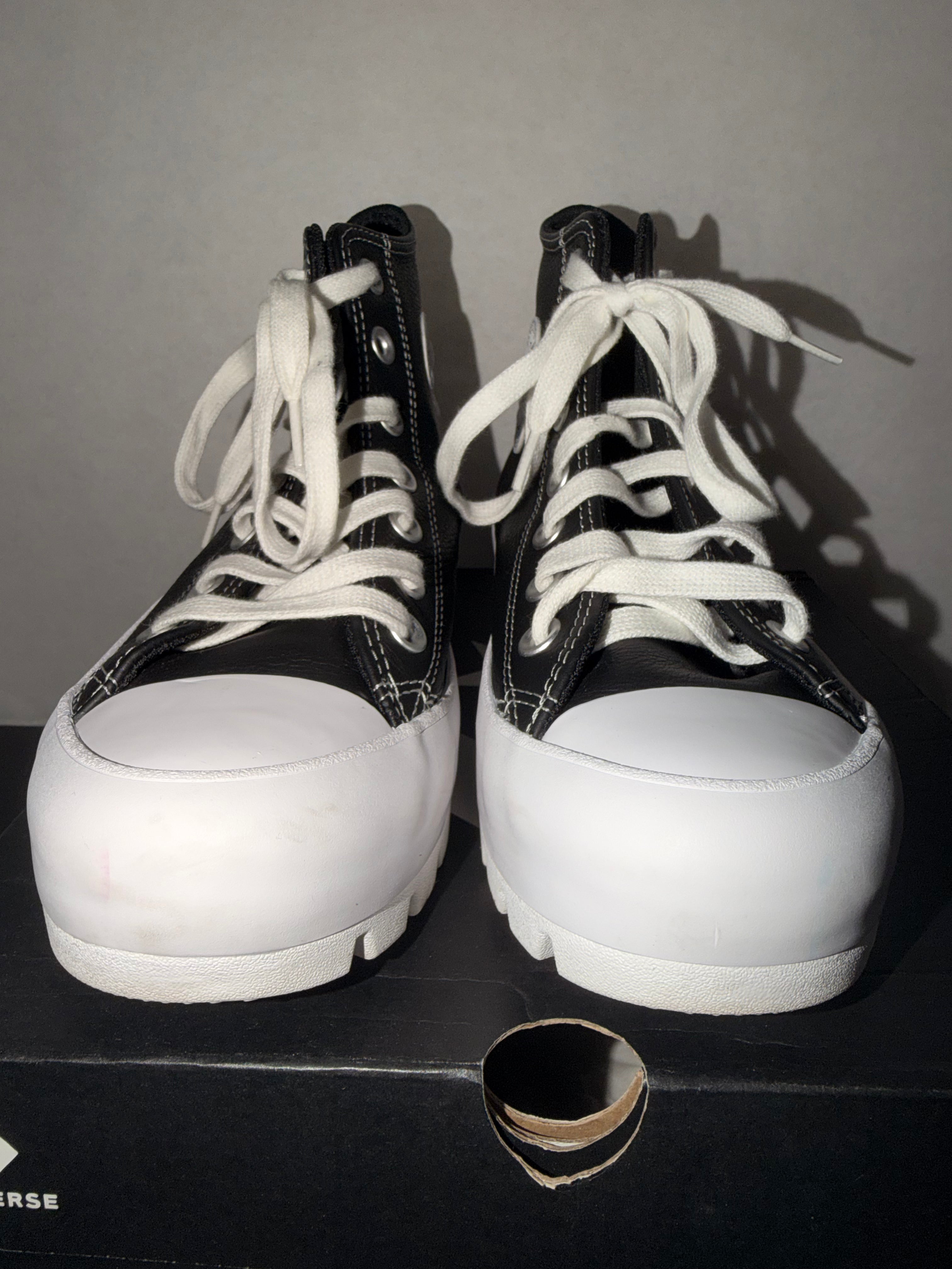 Converse All Star Chuck Taylor Black Lugged Leather Boot Womens Size 7 NIB