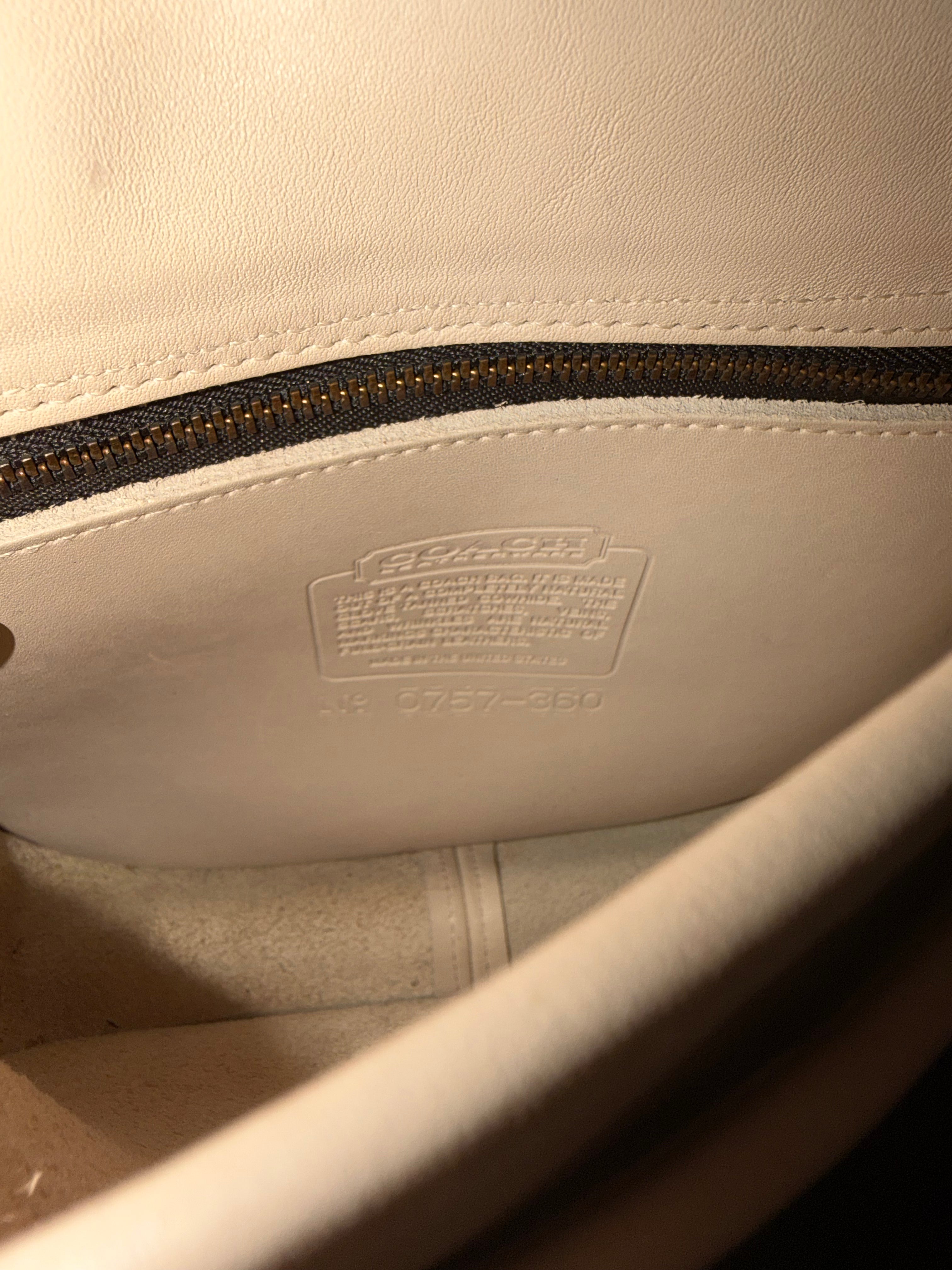 Vintage Coach Lindsey Crossbody Bag In Off White